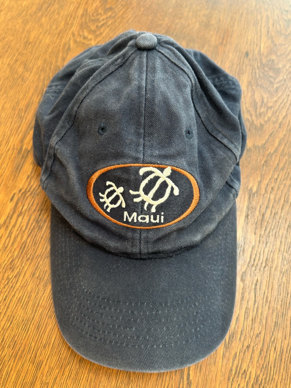 Men or Women’s MAUI Hawaiian Headwear,Embroidered Turtle design Cap. SnapBack.